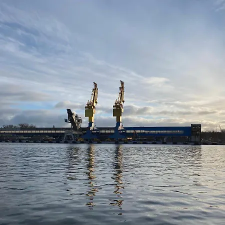 B122 Z Widokiem Na Morze