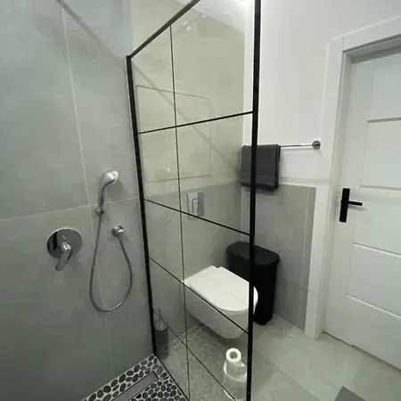 B122 Z Widokiem Na Morze